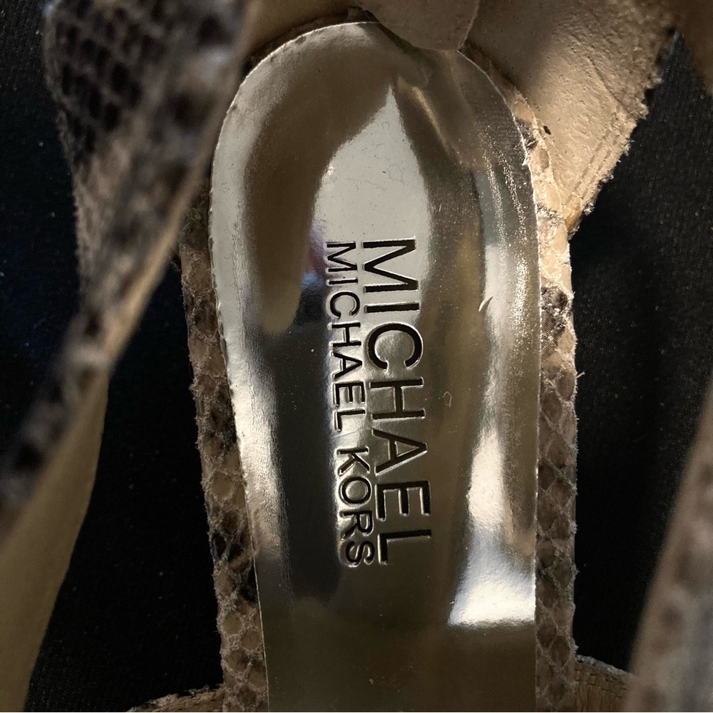 Michael Kors Snakeskin Leather Short Wedge sandals, Size 7.5. Like new. - Picture 3 of 12